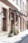 Three Corners Hotel Art