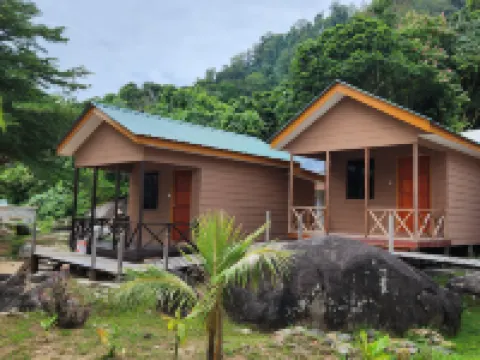 Dumba Bay Tioman Hotels in Rompin