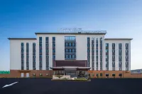 TIMES GRAND HOTEL Hotels near Jining Da'an Airport