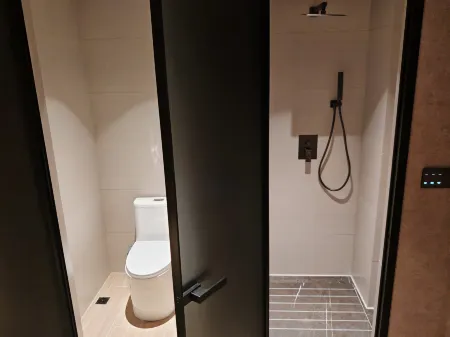 Weihui Yingxun Xiaozhu Urban Homestay (Zhenguotai Branch) Отели в г. Вэйхуэй