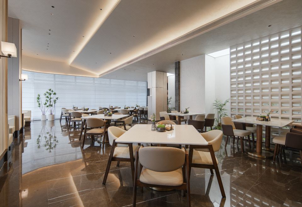 3. 아투어 호텔, ..