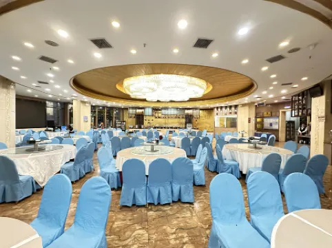 Hualian Hotel (Lanzhou University Branch)