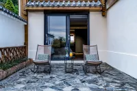 Lugu Lake suven Resort