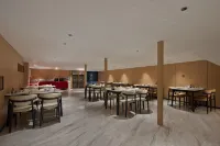 Xinxin Hot Spring Hotel (Xinxiang Baolong Plaza University Town) - 2-نجوم