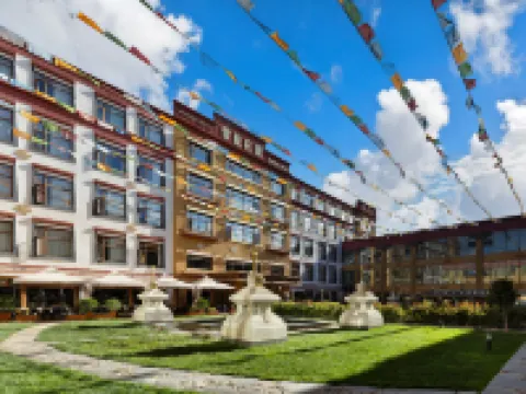 拉加里·雪龍マナーハウスリゾートホテル ラサのホテル