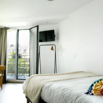 The People - Paris Bercy Hotels near Paris Lyon Station