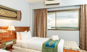 RIVERIA HOTEL
