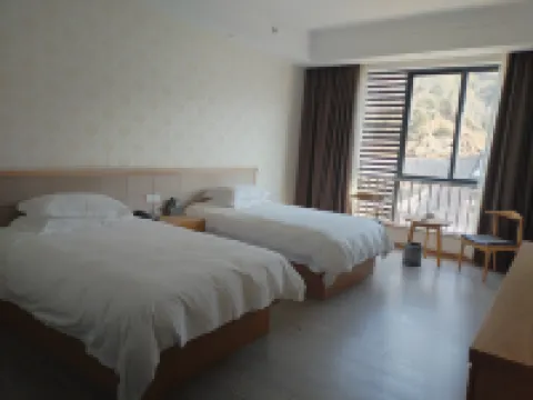 Pan'an Anlan Hotel