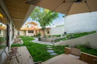 Shiyue Homestay (Tekes Bagua City) - Balcony