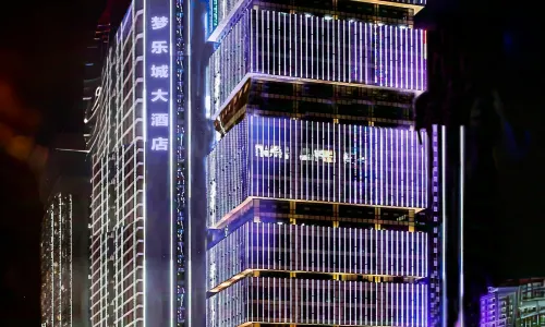 Xingyi Bast Dreamland Hotel