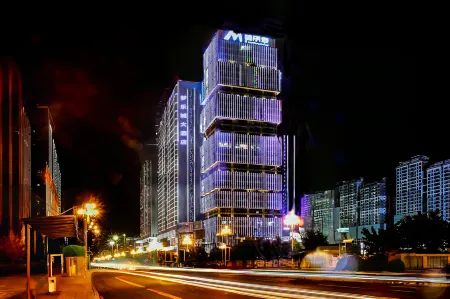 Xingyi Bast Dreamland Hotel Отели рядом с достопримечательностью «Pingdong Square»