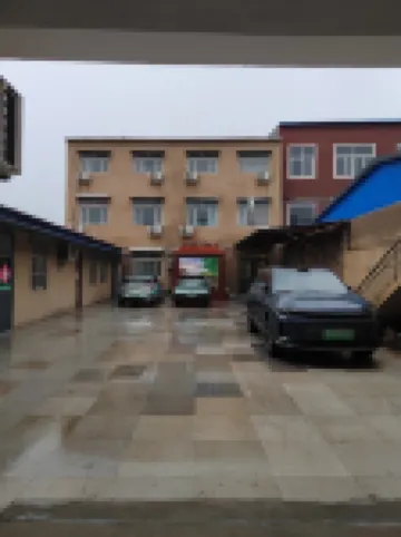 鳳台賓館（台前火車站店） 台前酒店