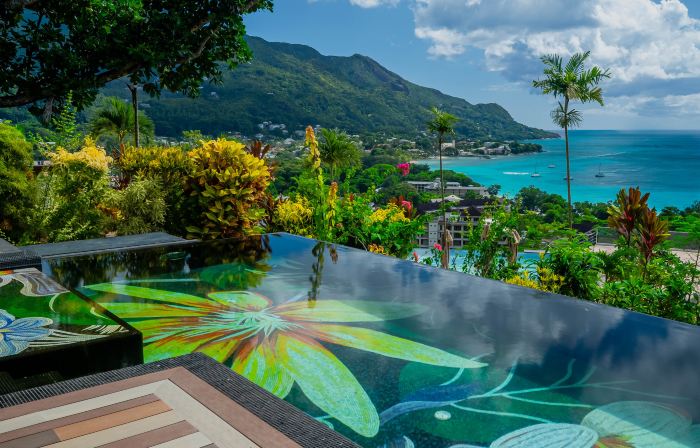 Gardens Hill Resort & Spa