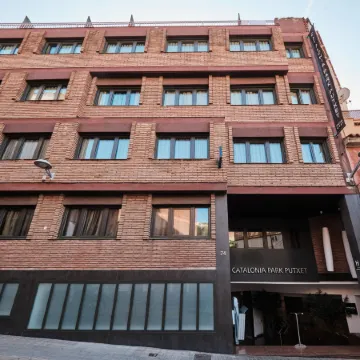 Catalonia Park Putxet Отели рядом с достопримечательностью «Железнодорожный вокзал Ла-Бонанова»