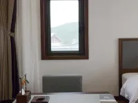 Shijianfang Cloud Scenic Inn Hotels in Sertar