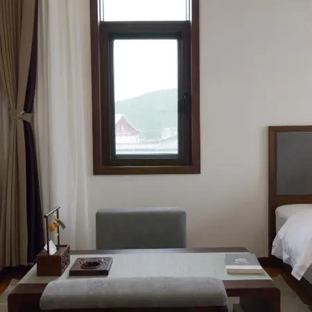 Shijianfang Cloud Scenic Inn