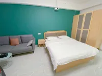 Xinpusen E-Sports Hotel