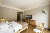 Mushan Yingxue Holiday Bieyuan (Siguniangshan Changpinggou Scenic Area)