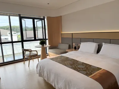 Yichun Quanjie Holiday Hotel (Wentang Gujing Quanjie)  호텔