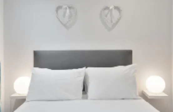 Rose Street apartment