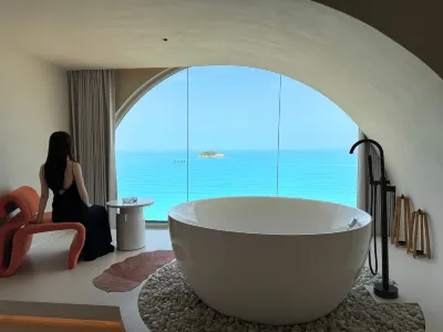 Cloud Coast Hotel Hotels near Gaoyangwei Beach One-Stop