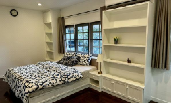 comfy crib hostel 2