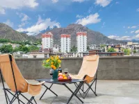 Bodhi Xunshan Meili Snow View | Bodhi Meili Vista (Benzilan Deqin Viewing Platform) Hotels in Deqen