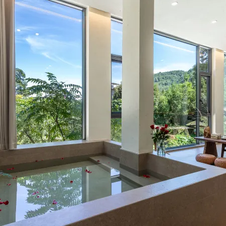 Bifeng Gorge Fusang · Muyie Private Hot Spring Homestay