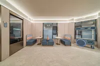 HanTing Hotel (Wuwei Nongken Shizi Bus Station)