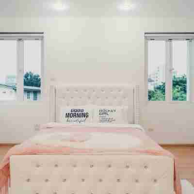 Bangkok Pool Villa 15 Rooms