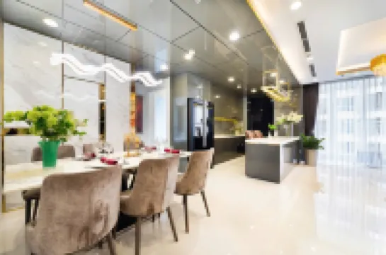 Premier Condotel Landmark 81 – Skyline View & Full Services Hotels near Landmark 81 Sky View Observatory