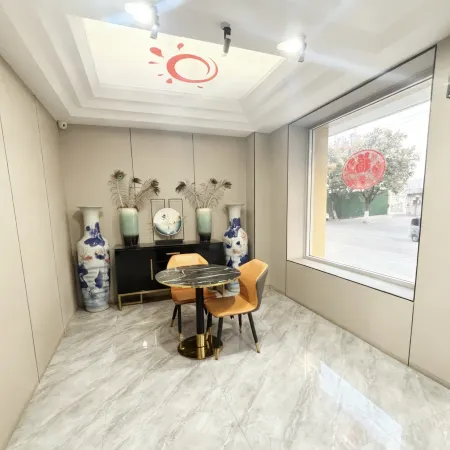 Yanggu Sunshine Holiday Hotel (Shizilou Scenic Area)