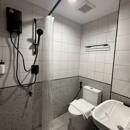 Infinite Hotel @Ratchada Отели рядом с достопримечательностью «Станция метро Ratchadapisek»