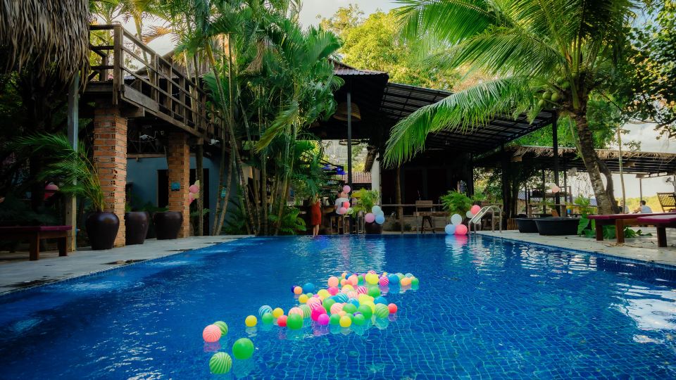River Nest Hostel