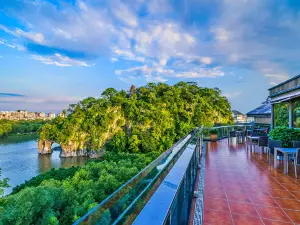 桂林璟象飯店（象鼻山景區兩江四湖店）