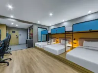極限競界電競民宿（張家口宣化南大街店） 鄰近宣化人民公園的酒店
