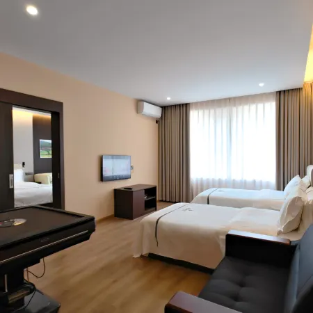 Cengong Wanxiang Hotel