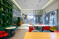 Yast Hotel (Daxin Metro Exit A, Nantou Ancient City) - sarapan