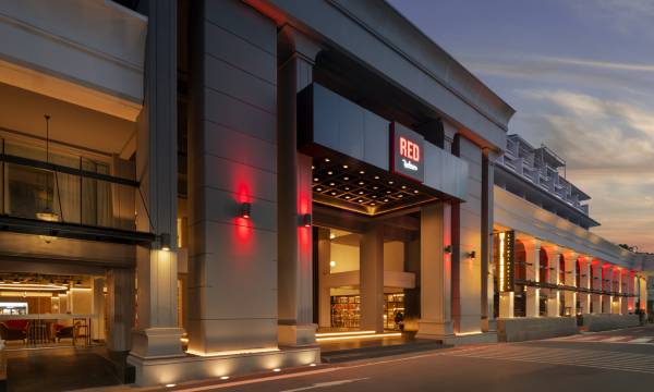 Radisson RED Phuket Patong Beach