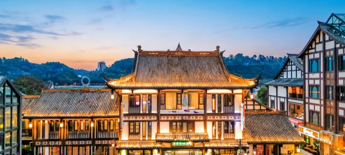 Qianqian Mango Tree Hotel (Leshan Giant Buddha, East Street Food Street) Hotels in Leshan