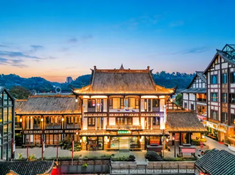 Qian qian mango tree hotel