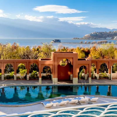 Lis Amman Holiday Villa Seaview Pool Estate Hotel (Erhai Airport Branch) 다리 공항 주변 호텔