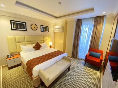 URBAN PARK SUITES HOTEL