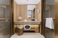 Elong Hotel (Suihua Beilin ZhongxinDjiejie Wanda Plaza)