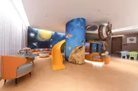 Howard Johnson Hotel (Maritime Silk Road Art Park)