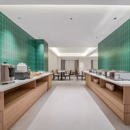 Fenglin Tianxia Hotel