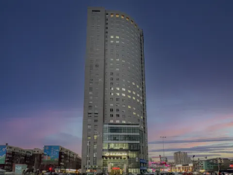 希岸Deluxe飯店(瀋陽西塔市府大路地鐵站店) 鄰近西塔的酒店