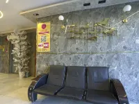 Mg Crown Hotel 2 Hotels near Quba
