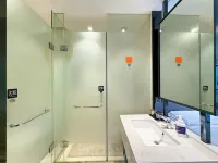 YUNJIN · ZONE | City Boundary Sky Choice Hotel (Linda Food Street, Honghua Guan District) - Bintang 3