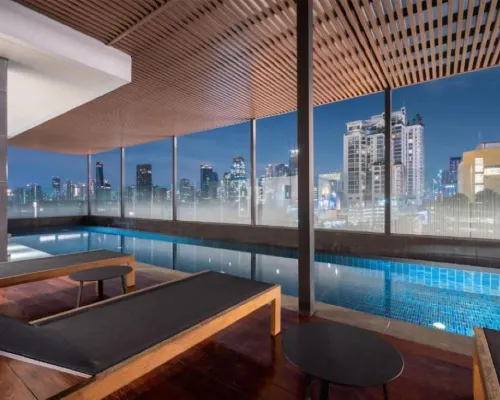 Wyndham Garden Bangkok Sukhumvit 42 Hotels near Ekkamai Eastern Bus Terminal